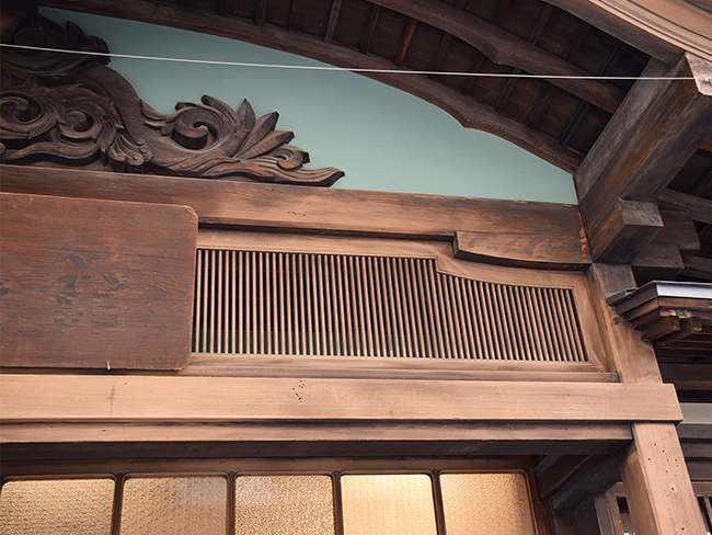 Ranma (transom) and funahijiki (boat bracket arm)